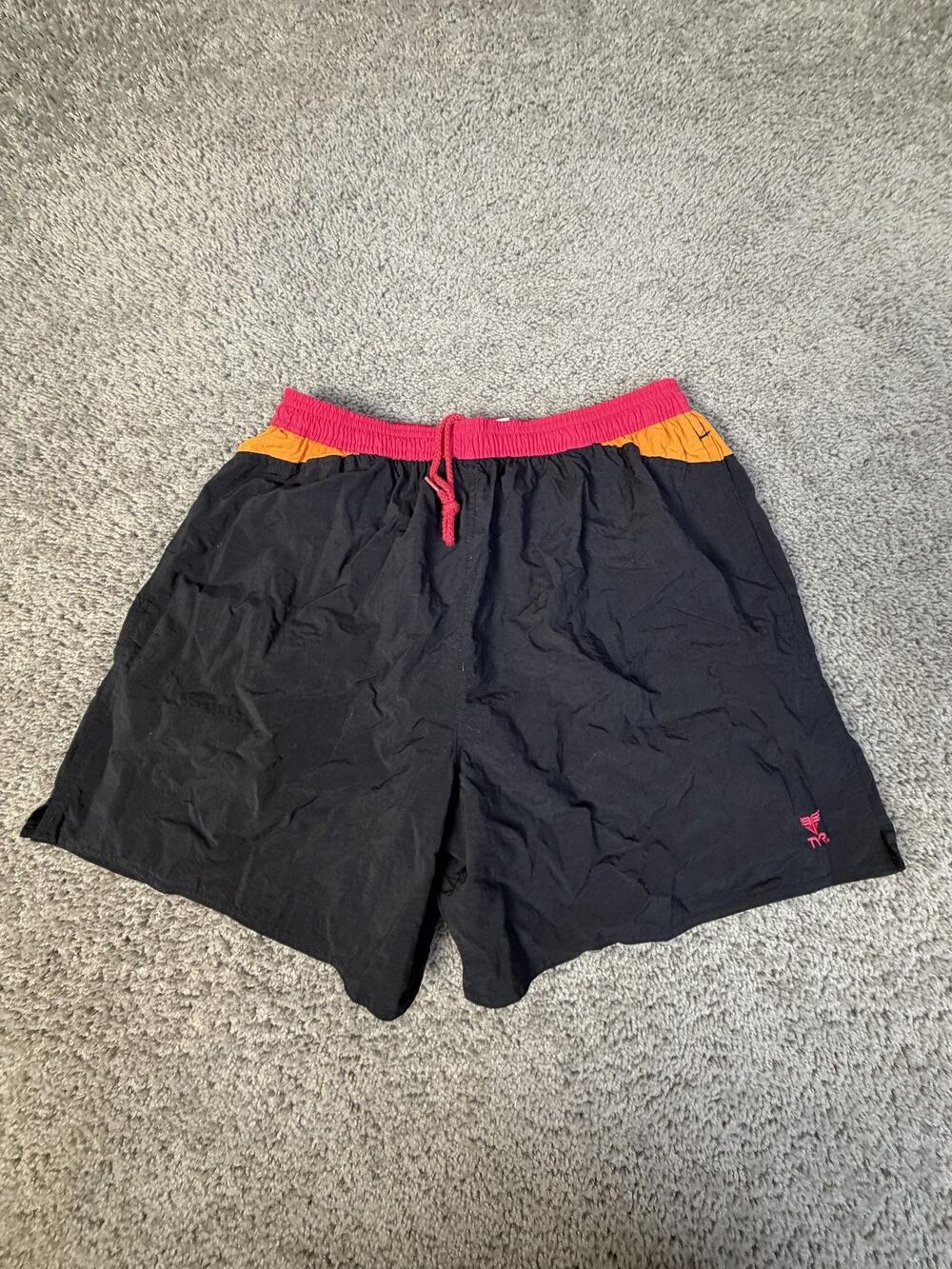 TYR Shorts Mens M Black 6 In Inseam Nylon Polyester Microfiber Lined Relaxed Fit